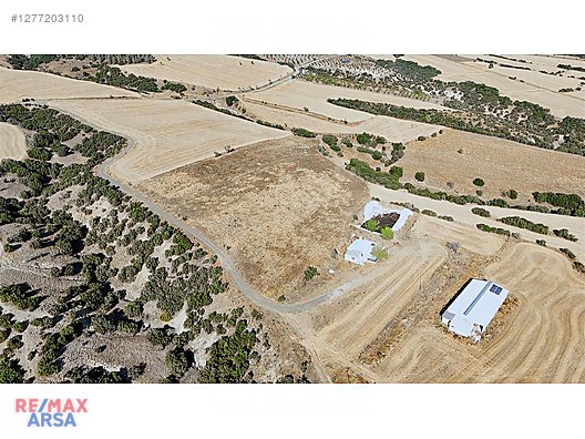 DENİZLİ ÇAL KARAPINARDA ELEKTRİK SU SORUNU OLMAYAN UYGUN ARSA