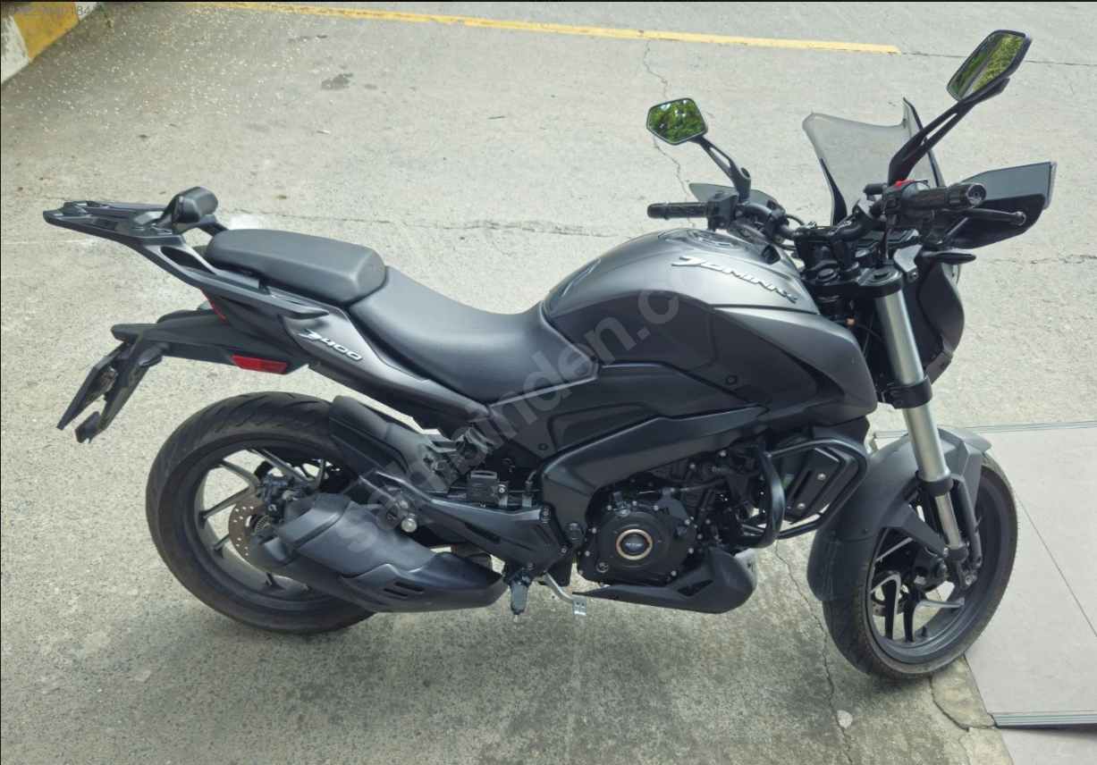 DOMİNAR 400 UG SİYAH TEMİZ 7500 KM SERVİS BAKIMLI