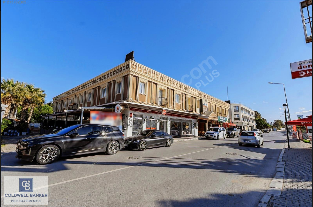 Çeşme Ilıca Merkez de Satılık 29 Odalı Butik Otel